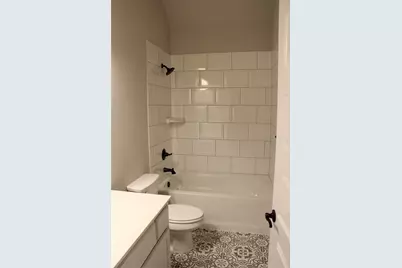 1082 Mickelson Drive, Granbury, TX 76048 - Photo 7