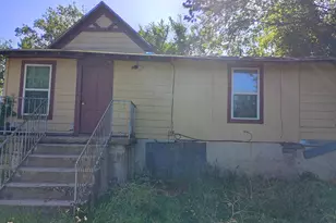 2104 Taft St, Fort Worth, TX 76103 - Photo 3