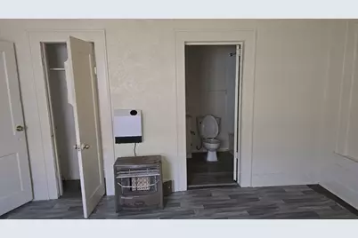 2503 Wilkinson Avenue, Fort Worth, TX 76103 - Photo 9