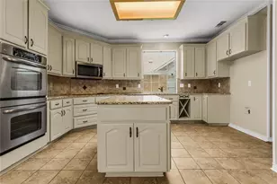 4413 Crown Ridge Dr, Plano, TX 75024 - Photo 9