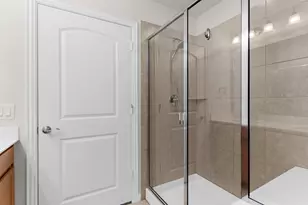 825 Hidden Eddy Dr, McKinney, TX 75071 - Photo 19