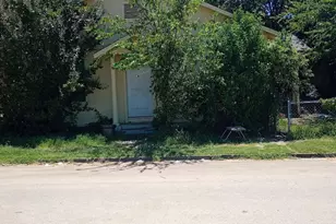 2317 Anna St, Fort Worth, TX 76103 - Photo 3