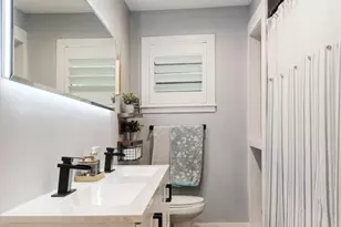 1070 Cardinal Ln, Paris, TX 75460 - Photo 9