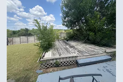 5668 Centeridge, Dallas, TX 75249 - Photo 13