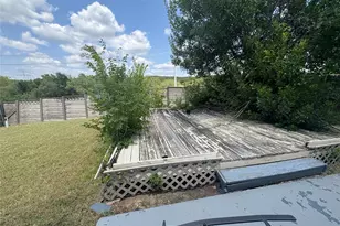 5668 Centeridge, Dallas, TX 75249 - Photo 13