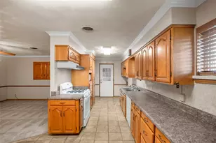 3309 Canton St, Greenville, TX 75402 - Photo 23