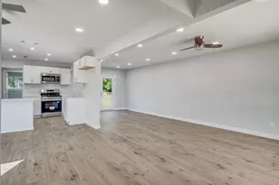 107 N Cherry Ln, Granbury, TX 76048 - Photo 5