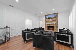 2220 Cedar Cir, Carrollton, TX 75006 - Photo 35