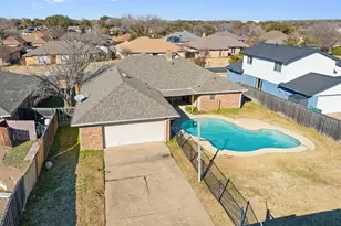 2220 Cedar Cir, Carrollton, TX 75006 - Photo 37