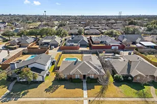 2220 Cedar Cir, Carrollton, TX 75006 - Photo 23