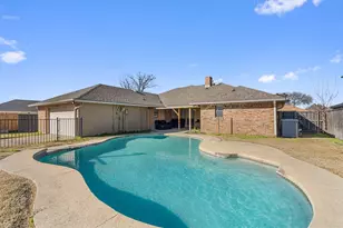 2220 Cedar Cir, Carrollton, TX 75006 - Photo 3