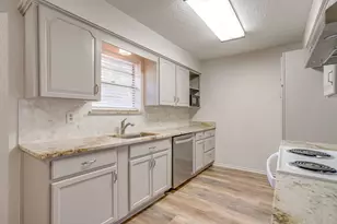 1213 S Rusk St, Weatherford, TX 76086 - Photo 13