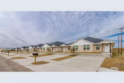 1010 Biloxi Drive, Ennis, TX 75119 - Photo 5