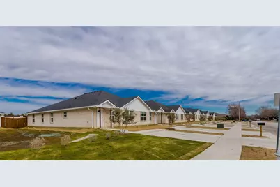 1010 Biloxi Drive, Ennis, TX 75119 - Photo 7