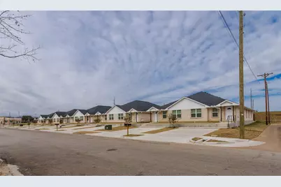 1010 Biloxi Drive, Ennis, TX 75119 - Photo 3