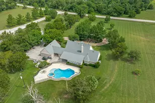 500 Navajo Ct, Runaway Bay, TX 76426 - Photo 1