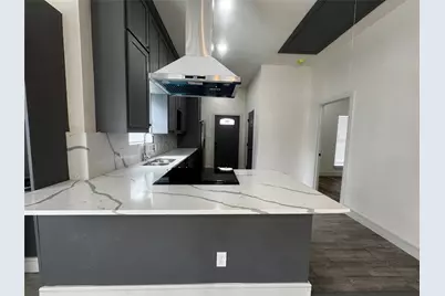 915 E Humbolt Street, Fort Worth, TX 76104 - Photo 13