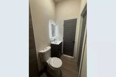 915 E Humbolt Street, Fort Worth, TX 76104 - Photo 23