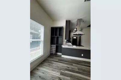 915 E Humbolt Street, Fort Worth, TX 76104 - Photo 11