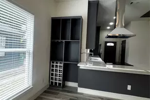 915 E Humbolt St, Fort Worth, TX 76104 - Photo 11