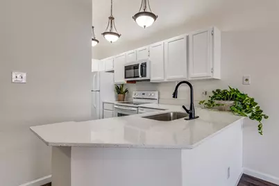 4800 W Lovers Lane #119, Dallas, TX 75209 - Photo 9