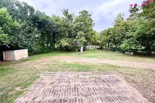 1601 S Lillis Ln, Denison, TX 75020 - Photo 5