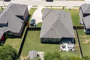 705 Candace Dr, DeSoto, TX 75115 - Photo 39