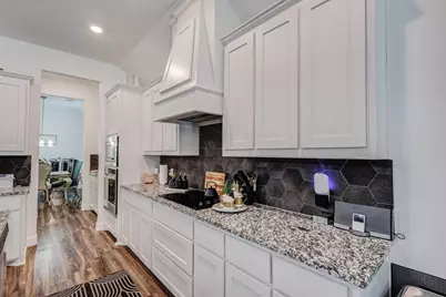 705 Candace Drive, DeSoto, TX 75115 - Photo 17