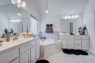 705 Candace Drive, DeSoto, TX 75115 - Photo 21