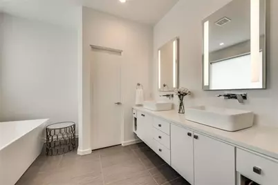 2222 N Prairie Avenue #2, Dallas, TX 75204 - Photo 21