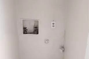 703 E Shady Grove Rd, Irving, TX 75060 - Photo 27