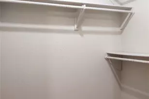 703 E Shady Grove Rd, Irving, TX 75060 - Photo 21