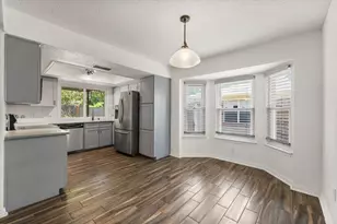 4711 N Prairieview Ct, Arlington, TX 76017 - Photo 9