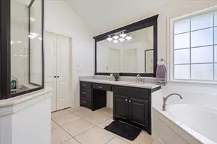 203 Silver Spur Trail, Waco, TX 76657 - Photo 17