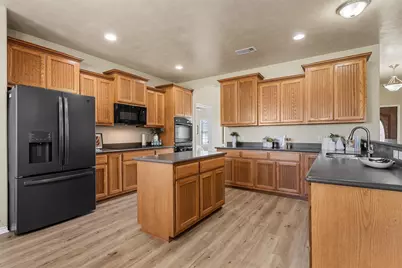 261 Westridge Drive, Moody, TX 76557 - Photo 7