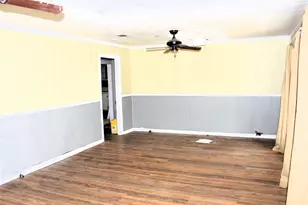 1409 W Dry St, San Saba, TX 76877 - Photo 5