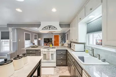 2400 Nottingham Boulevard, Fort Worth, TX 76112 - Photo 9