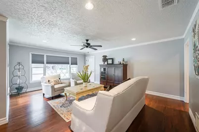 2400 Nottingham Boulevard, Fort Worth, TX 76112 - Photo 5