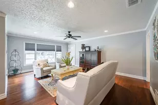 2400 Nottingham Blvd, Fort Worth, TX 76112 - Photo 5