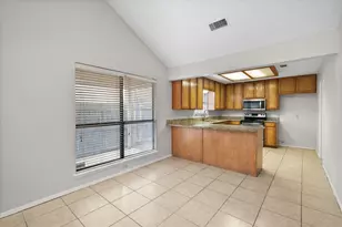 5204 Yucca Dr, Arlington, TX 76017 - Photo 9