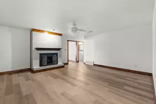 150 Sandlin Ct, Springtown, TX 76082 - Photo 17