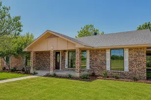 150 Sandlin Ct, Springtown, TX 76082 - Photo 1
