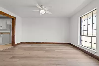 150 Sandlin Court, Springtown, TX 76082 - Photo 15