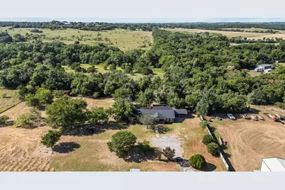 150 Sandlin Court, Springtown, TX 76082 - Photo 3