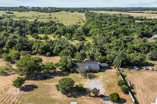 150 Sandlin Ct, Springtown, TX 76082 - Photo 5