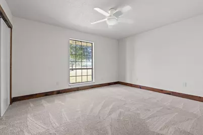 150 Sandlin Court, Springtown, TX 76082 - Photo 29
