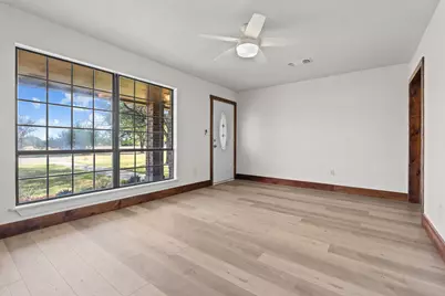 150 Sandlin Court, Springtown, TX 76082 - Photo 11