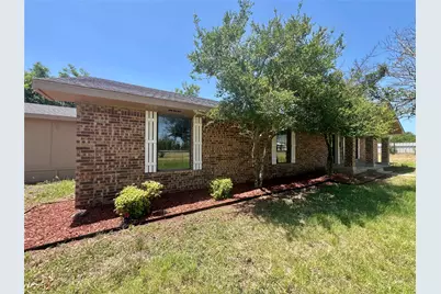 150 Sandlin Court, Springtown, TX 76082 - Photo 3
