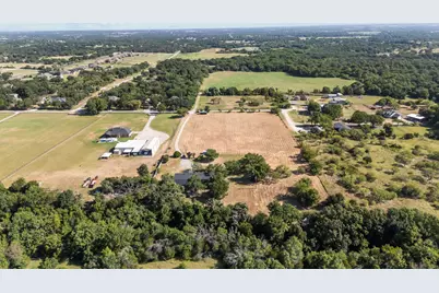 150 Sandlin Court, Springtown, TX 76082 - Photo 5