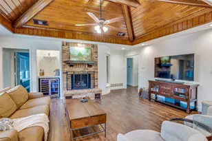 2140 S Winding Creek Dr, Grapevine, TX 76051 - Photo 7